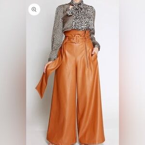 🍁🍂Autumn Butterscotch Wide Leg Leather Pants🍁